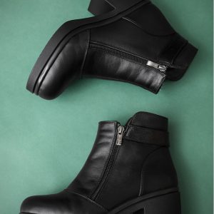 Зимові черевики чорні | 5852