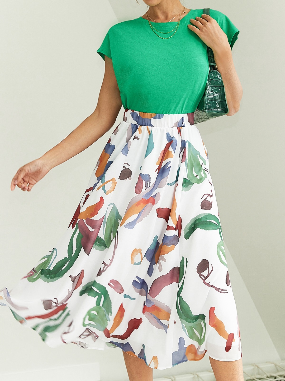 Біла спідниця-міді із принтом | 56985 Біла спідниця-міді із принтом | 56985