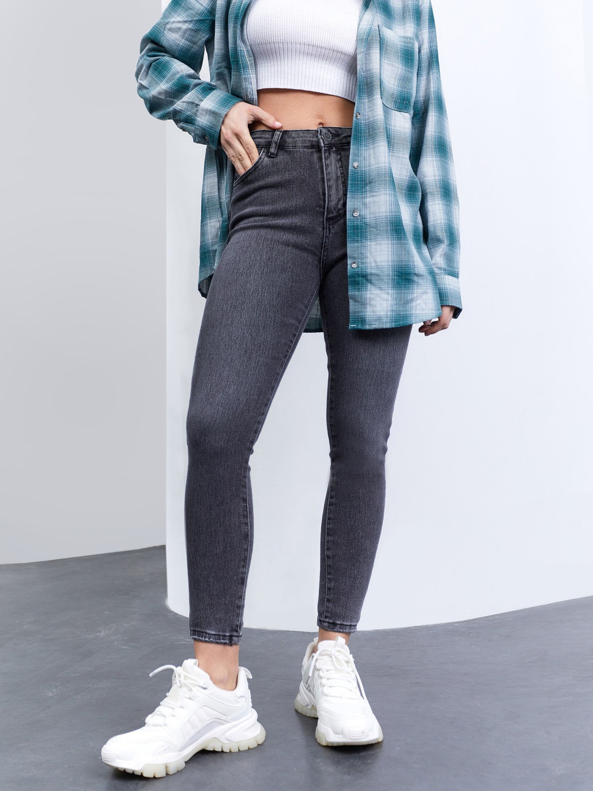 Стильні сірі джинси-скіні | 63942 Стильні сірі джинси-скіні | 63942