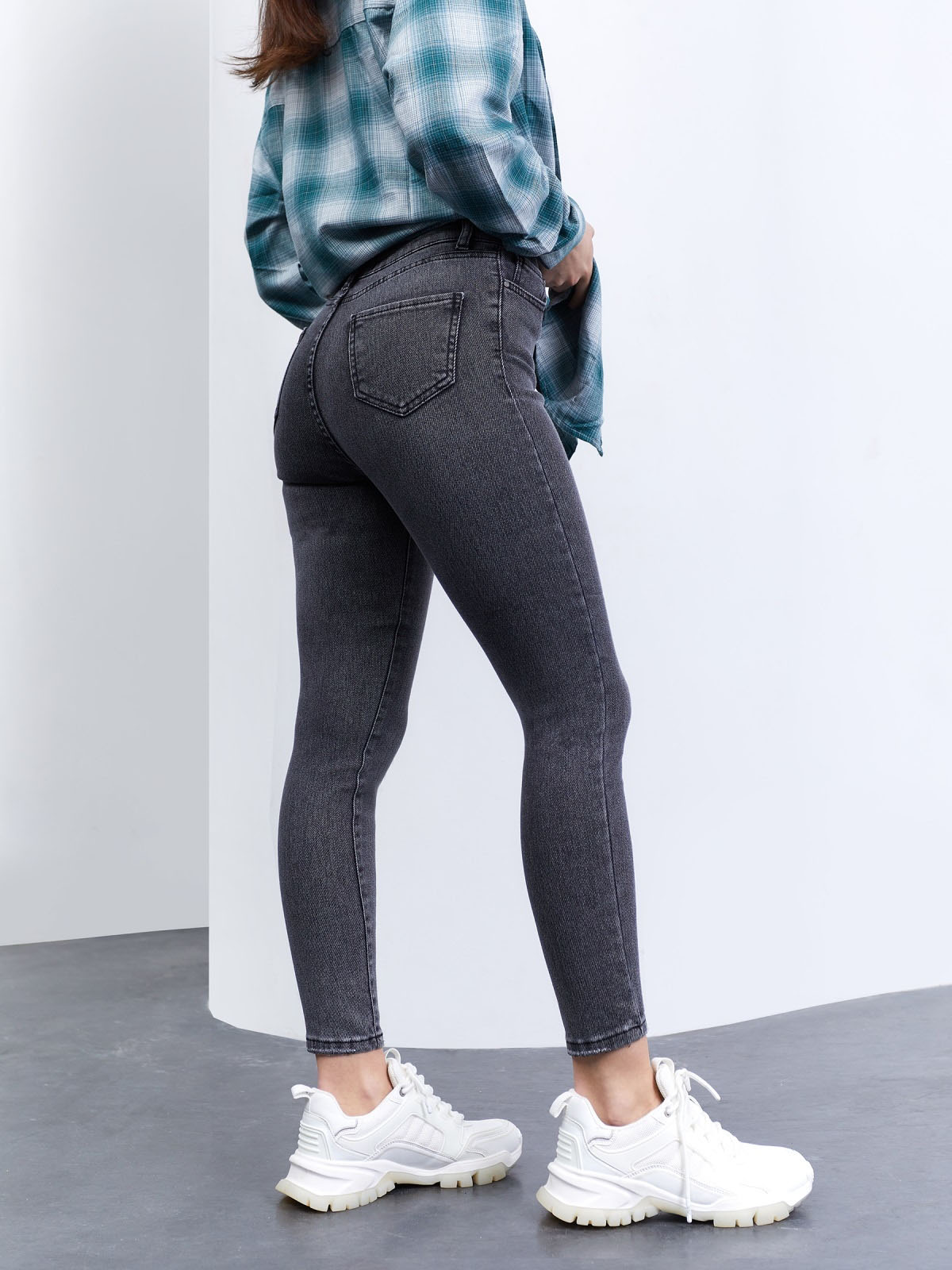 Стильні сірі джинси-скіні | 63942 Стильні сірі джинси-скіні | 63942