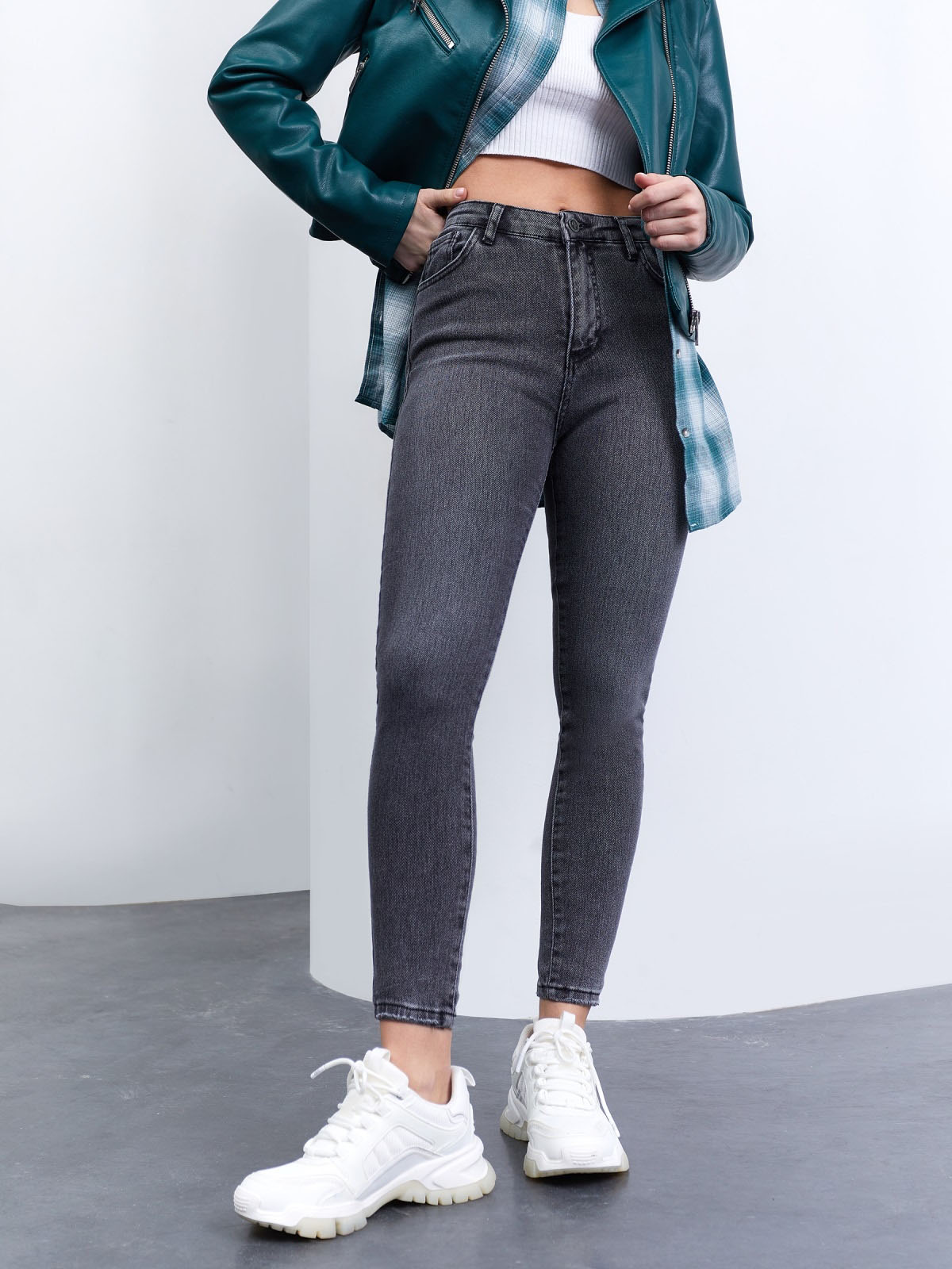 Стильні сірі джинси-скіні | 63942 Стильні сірі джинси-скіні | 63942