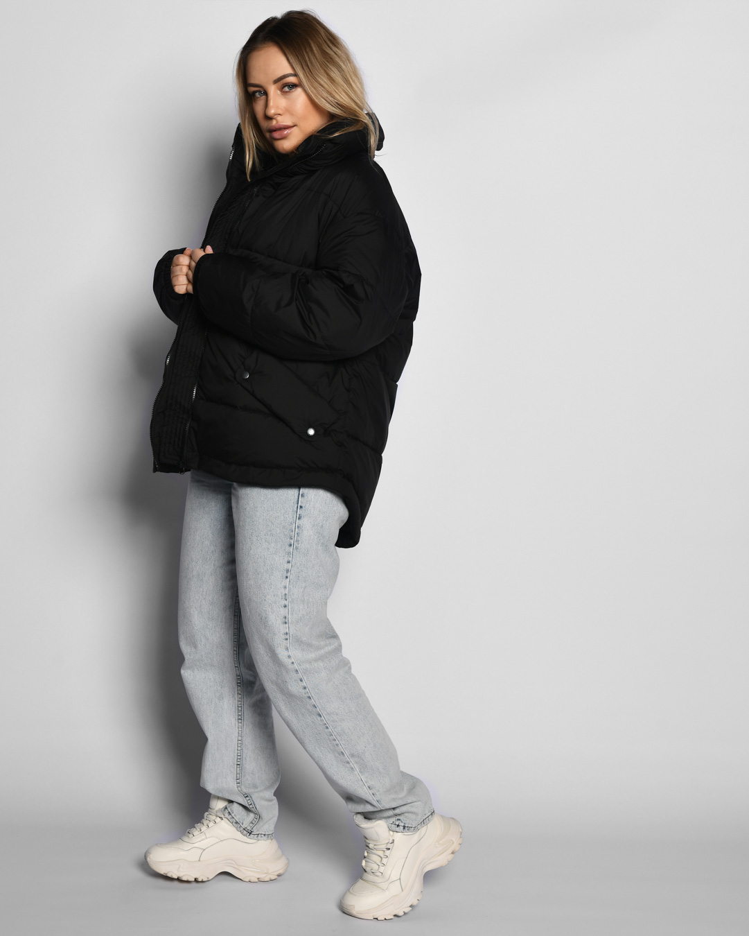 Жіноча демісезонна куртка чорна | 65278