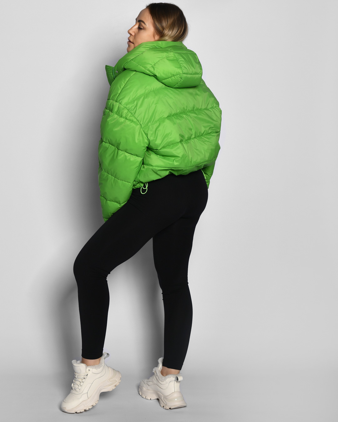 Демісезонна коротка куртка салатова | 64737