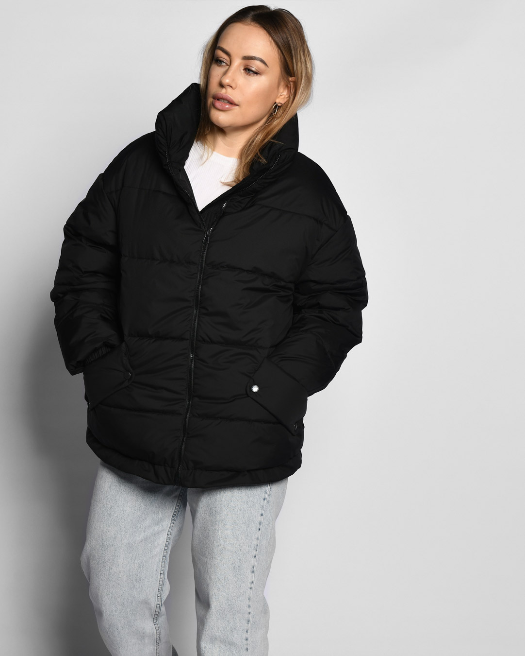 Жіноча демісезонна куртка чорна | 65278