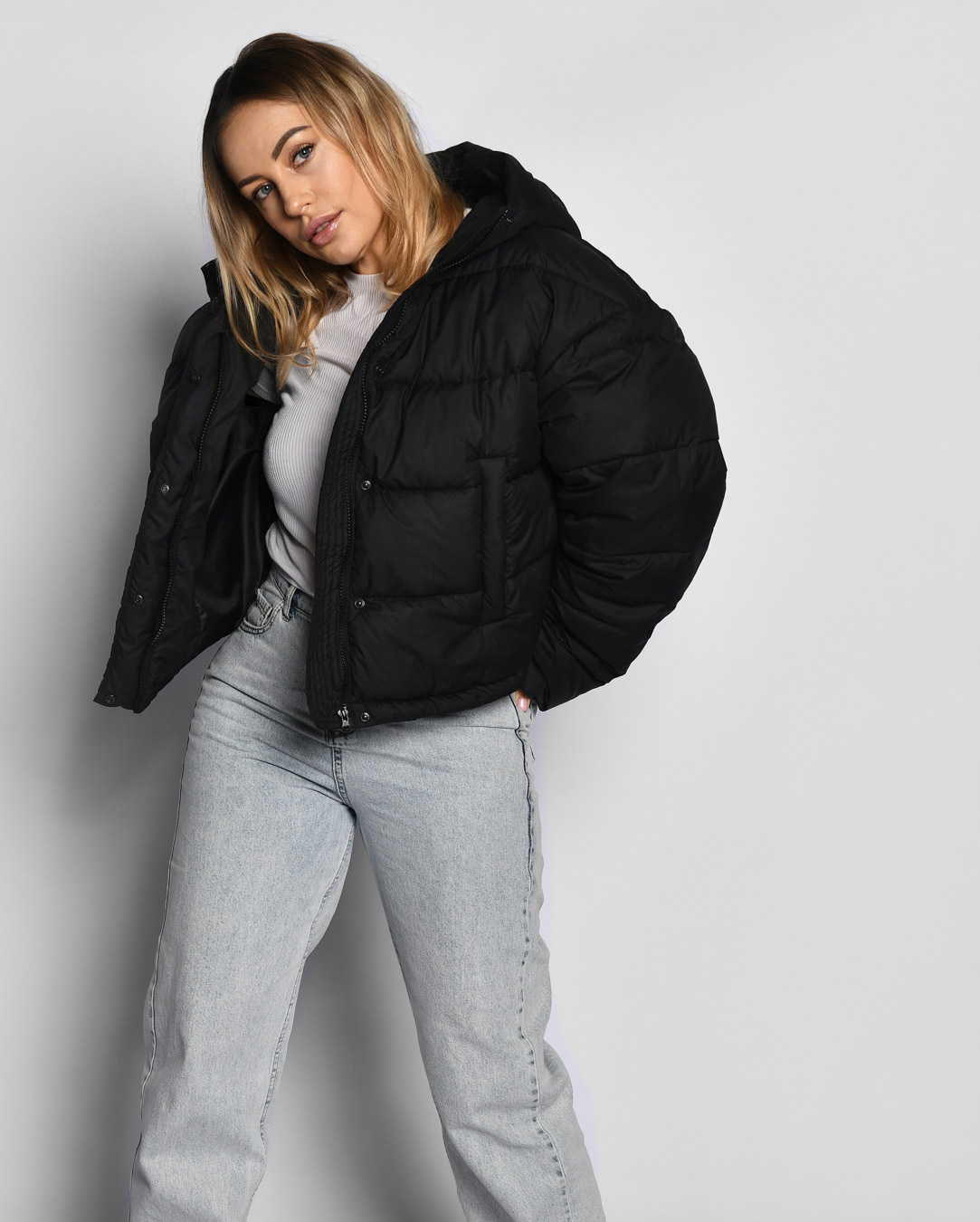 Демісезонна коротка куртка чорна | 64756 Демісезонна коротка куртка чорна | 64756