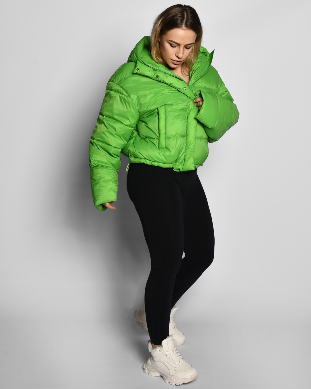 Демісезонна коротка куртка салатова | 64737