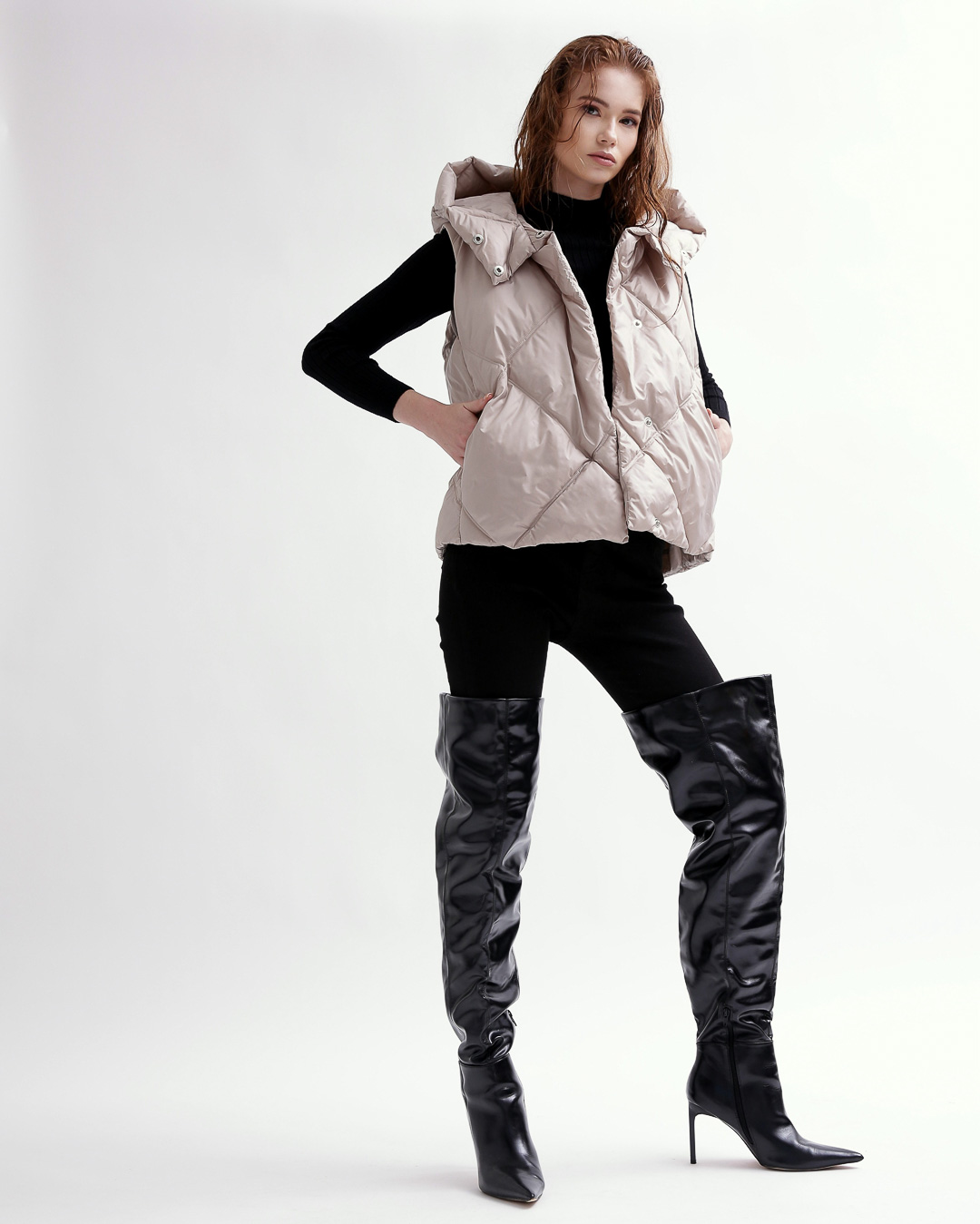 Жіночий стьобаний жилет бежевий | 65586 Жіночий стьобаний жилет бежевий | 65586