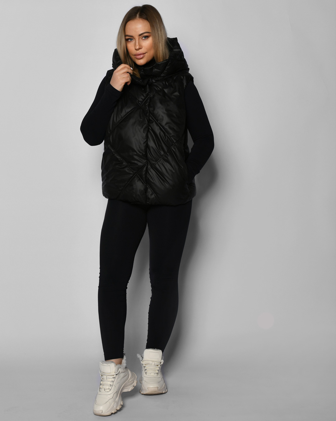 Жіночий стьобаний жилет чорний | 65614 Жіночий стьобаний жилет чорний | 65614