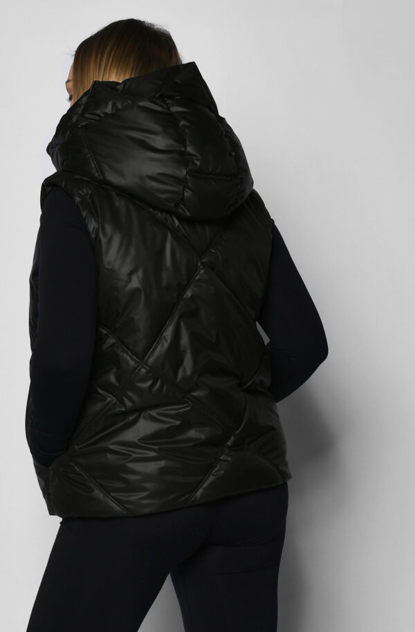 Жіночий стьобаний жилет чорний | 65614