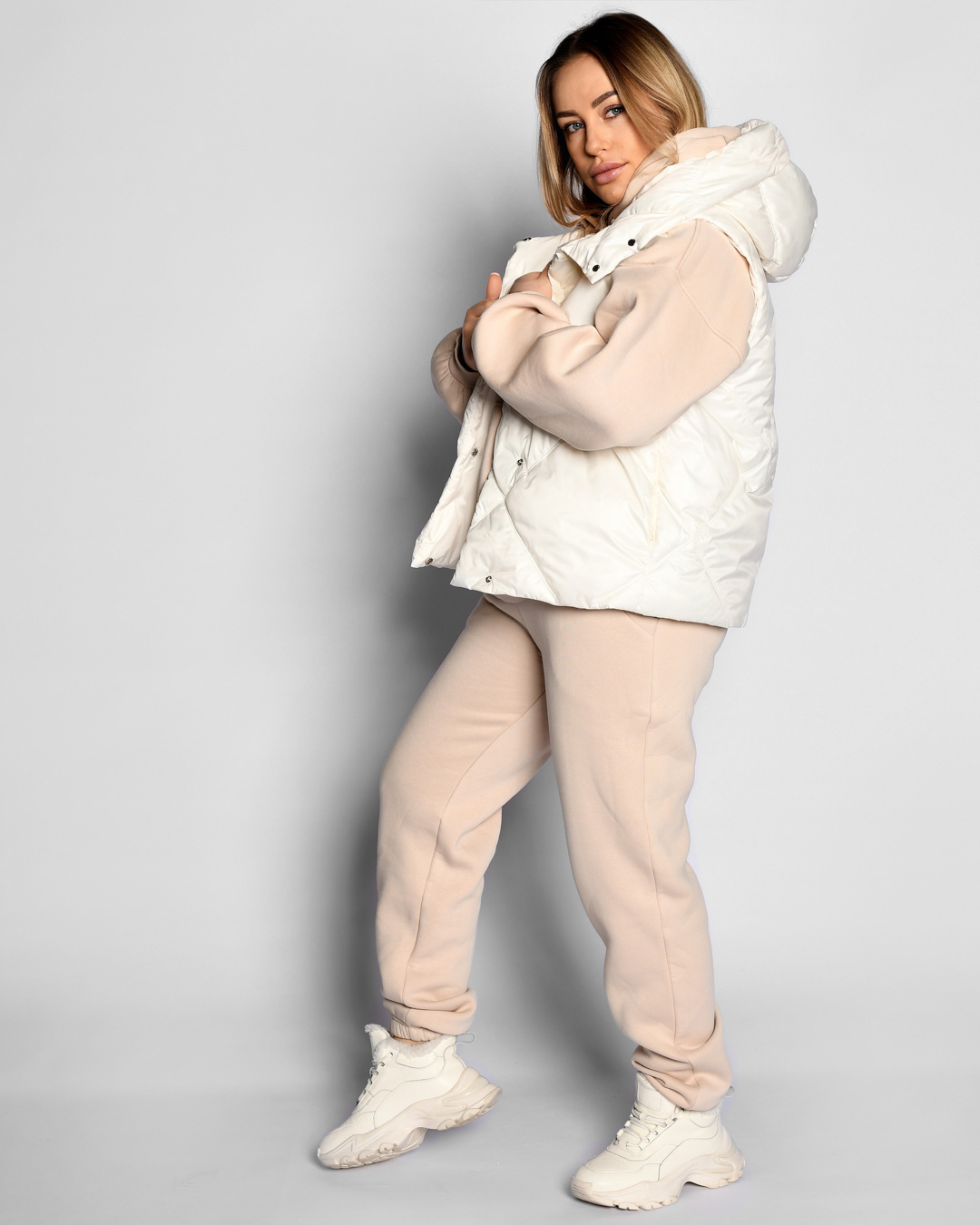 Жіночий стьобаний жилет молочний | 65605 Жіночий стьобаний жилет молочний | 65605