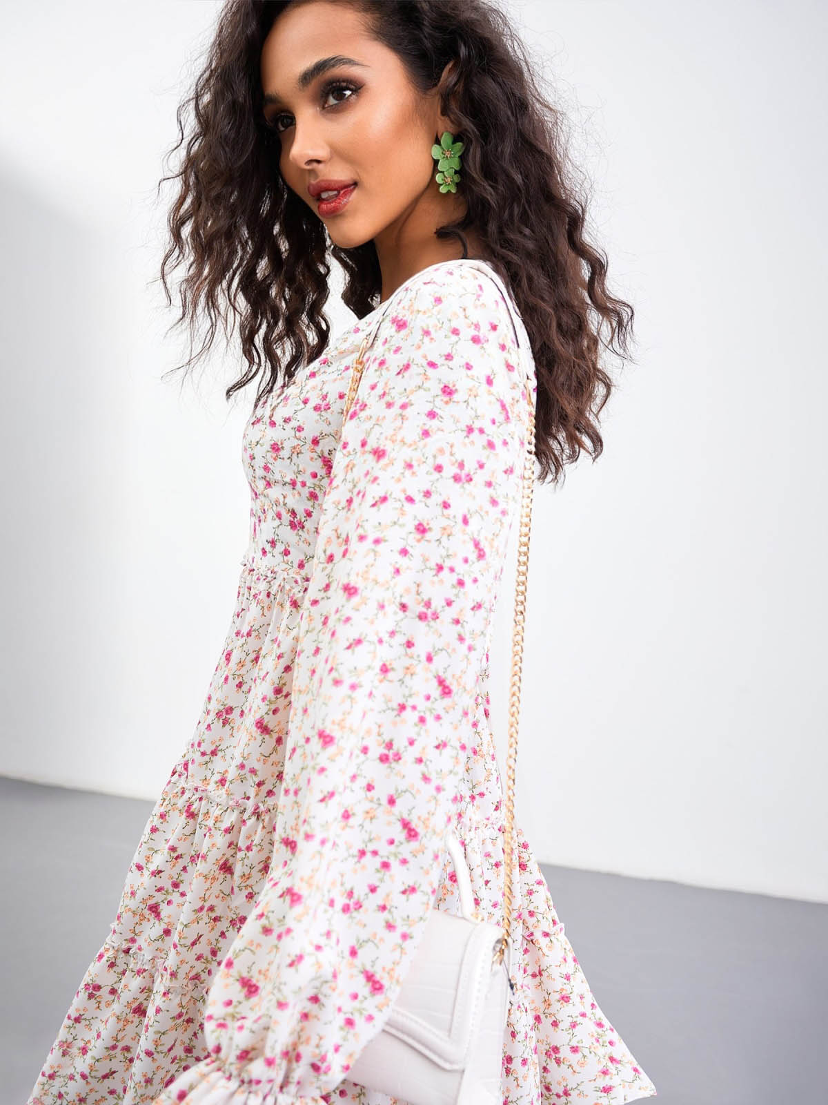 Плаття-трапеція білий принт з V-вирізом | 66845