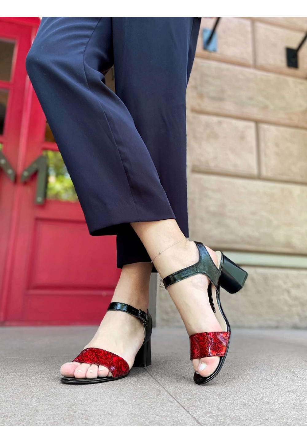 Шкіряні босоніжки червоно-чорні | 66938