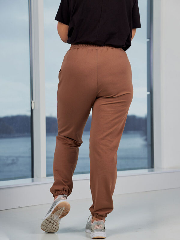 Жіночі спортивні штани SIZE+ мокко | 67110
