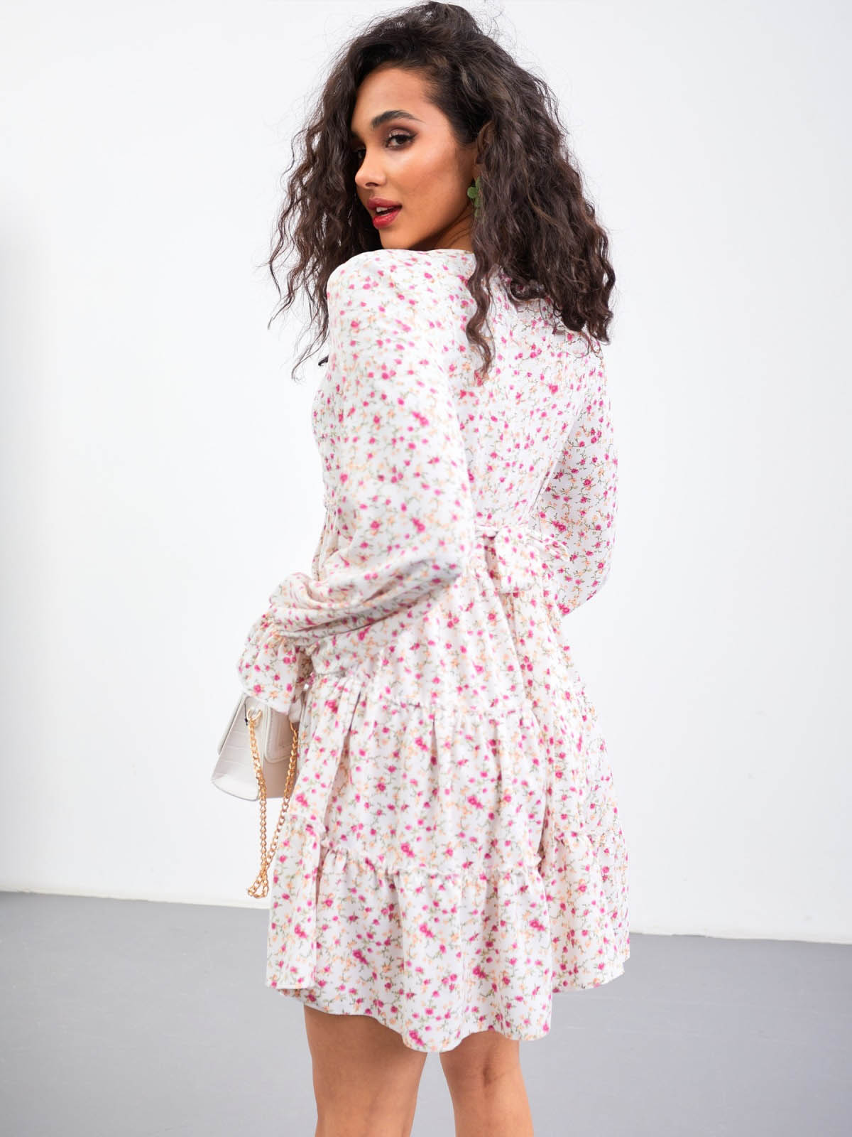 Плаття-трапеція білий принт з V-вирізом | 66845