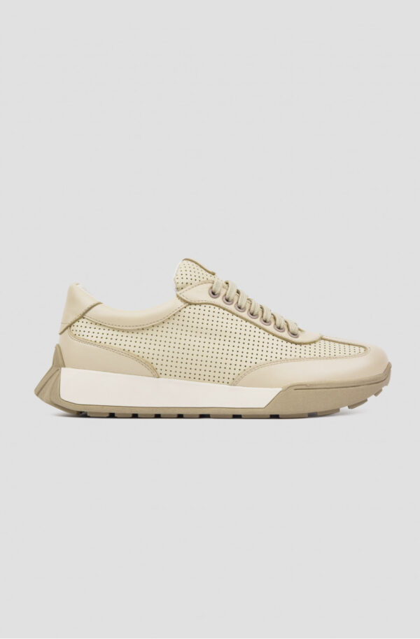 Кросівки бежеві шкіряні з перфорацією | 69748