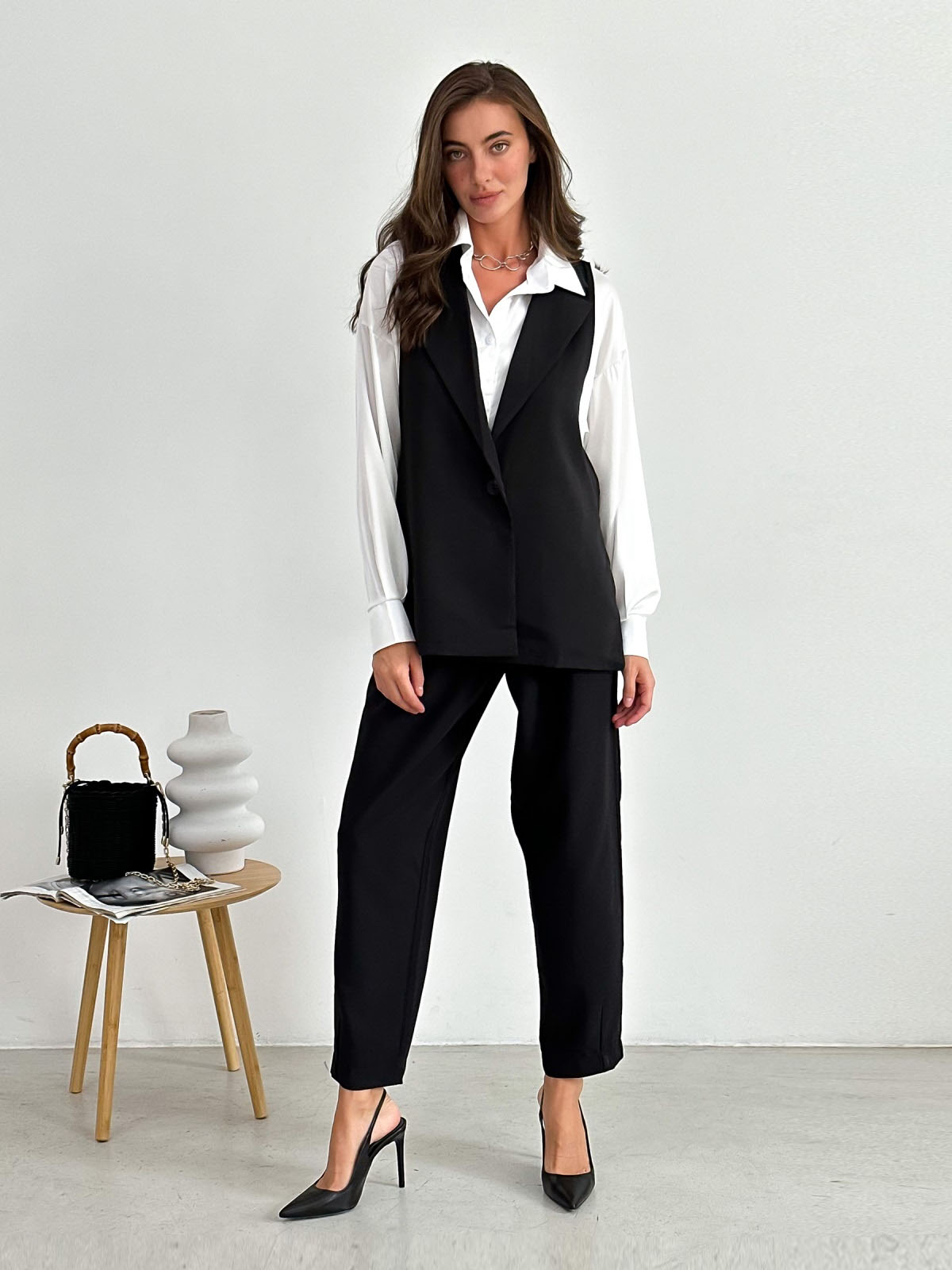 Костюм-двійка чорний з подовженим жилетом | 70726