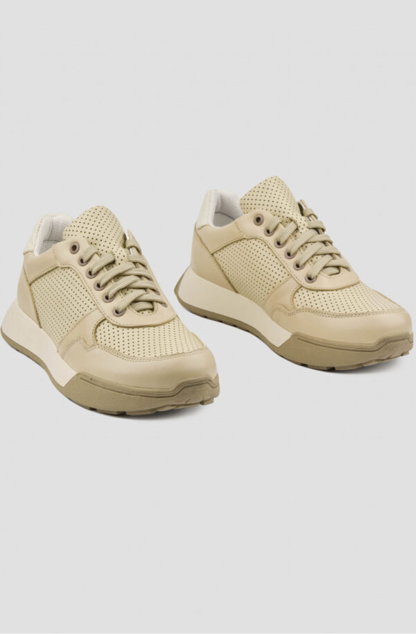 Шкіряні кросівки бежеві з перфорацією | 69773