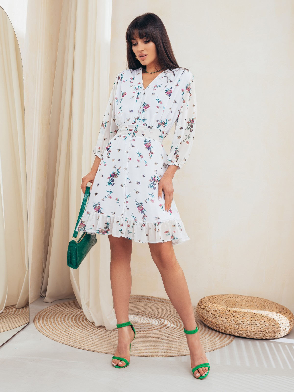 Коротка шифонова сукня біла з принтом | 69817 Коротка шифонова сукня біла з принтом | 69817