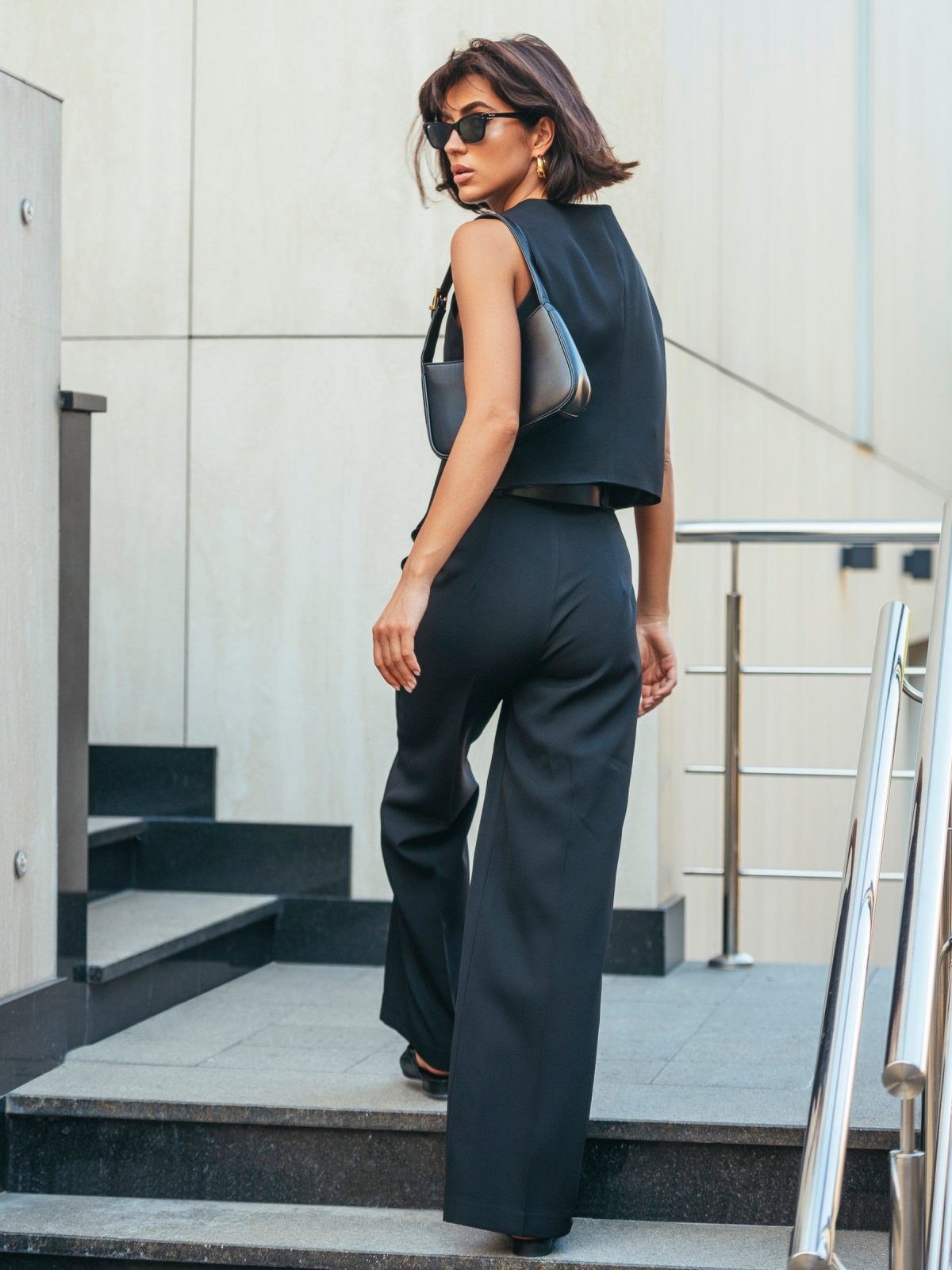 Костюм-двійка чорний з жилетом | 70567