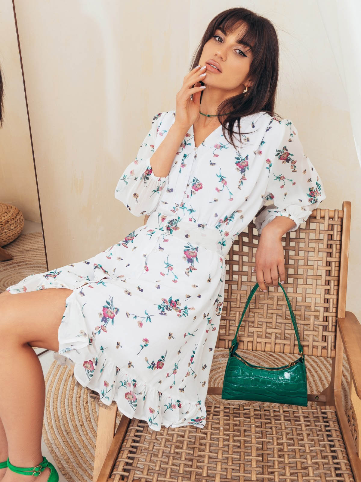 Коротка шифонова сукня біла з принтом | 69817 Коротка шифонова сукня біла з принтом | 69817