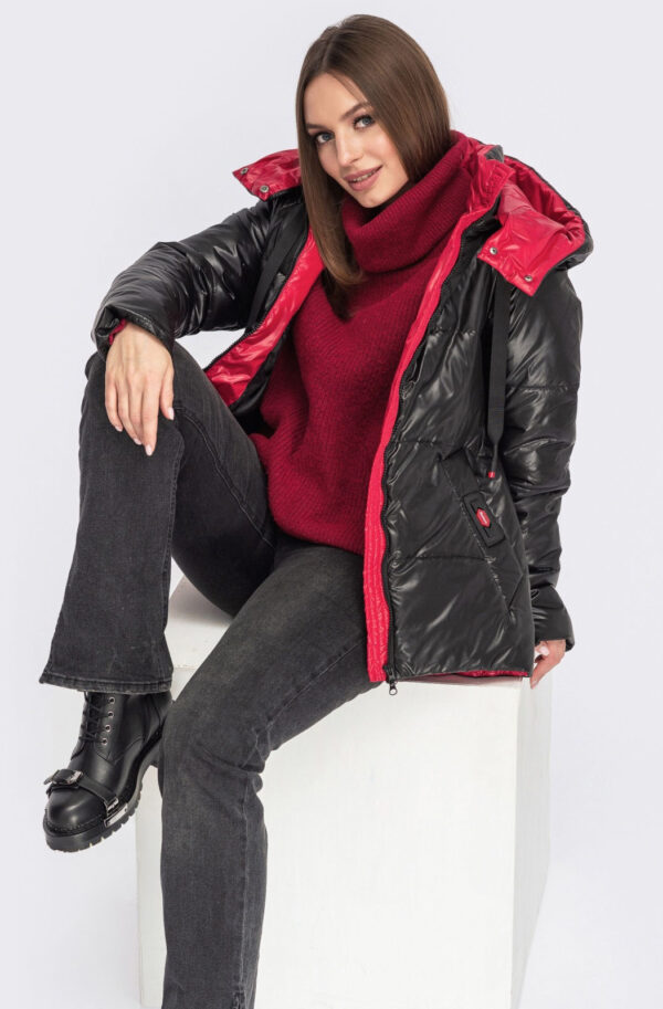 Демісезонна куртка чорна з каптуром | 70932