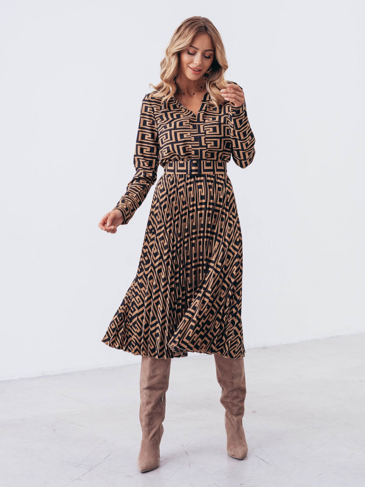 Плаття бежеве зі спідницею-плісе в принт | 71576 Плаття бежеве зі спідницею-плісе в принт | 71576