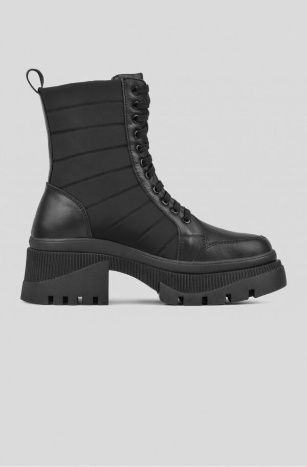 Чорні черевики на масивній підошві | 73012