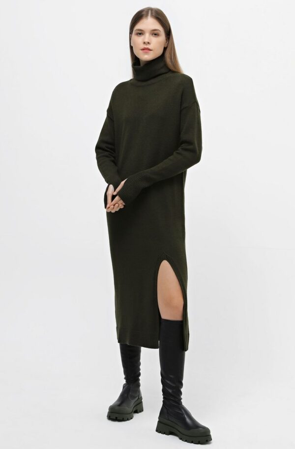 В'язана сукня хакі з коміром-хомутом | 73072