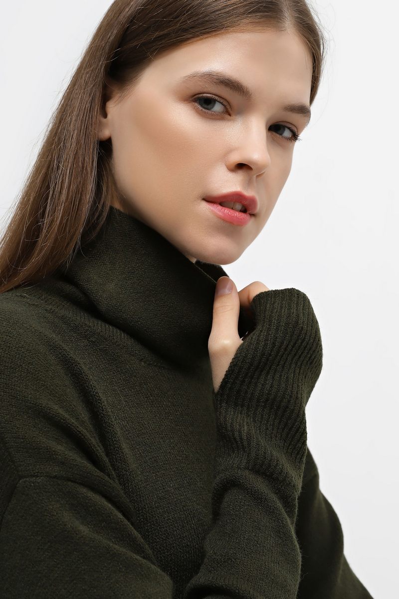 В'язана сукня хакі з коміром-хомутом | 73072 В'язана сукня хакі з коміром-хомутом | 73072