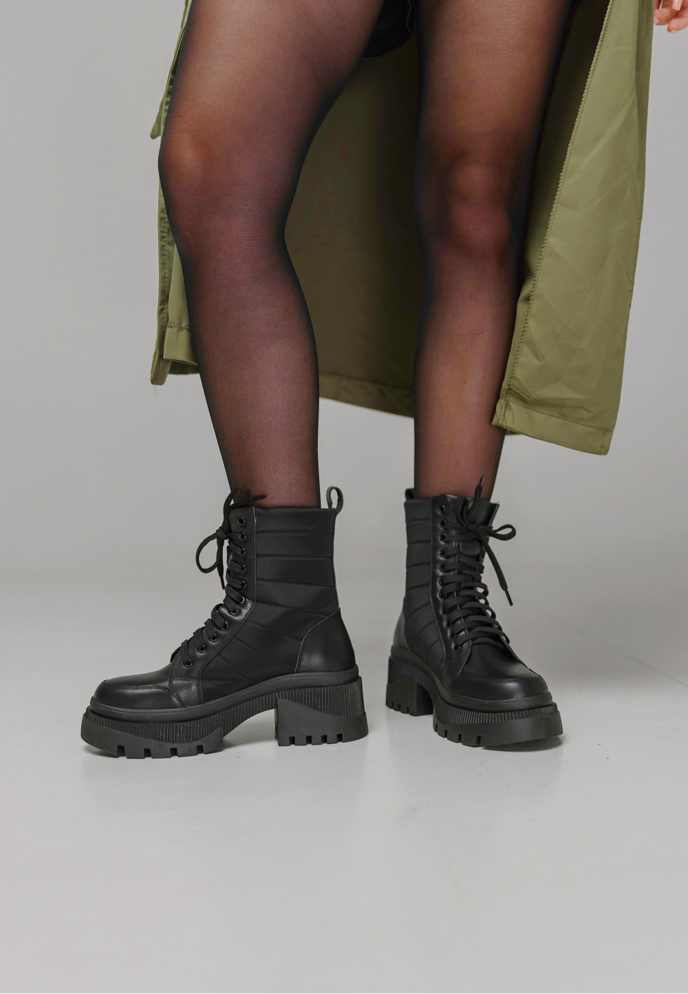 Чорні черевики на масивній підошві | 73012 Чорні черевики на масивній підошві | 73012