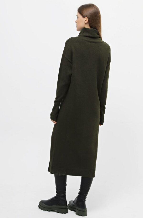 В'язана сукня хакі з коміром-хомутом | 73072