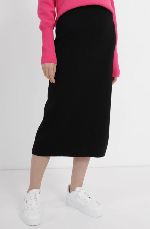 Трикотажна спідниця з розрізом чорна | 73895