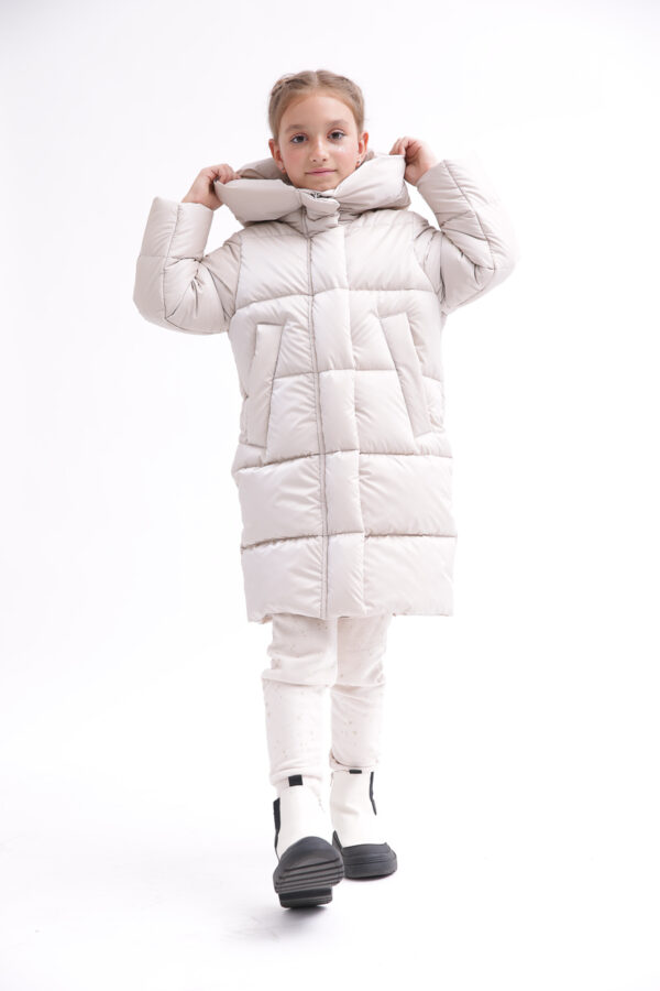 Пухова куртка зимова бежева для дівчаток | 74575