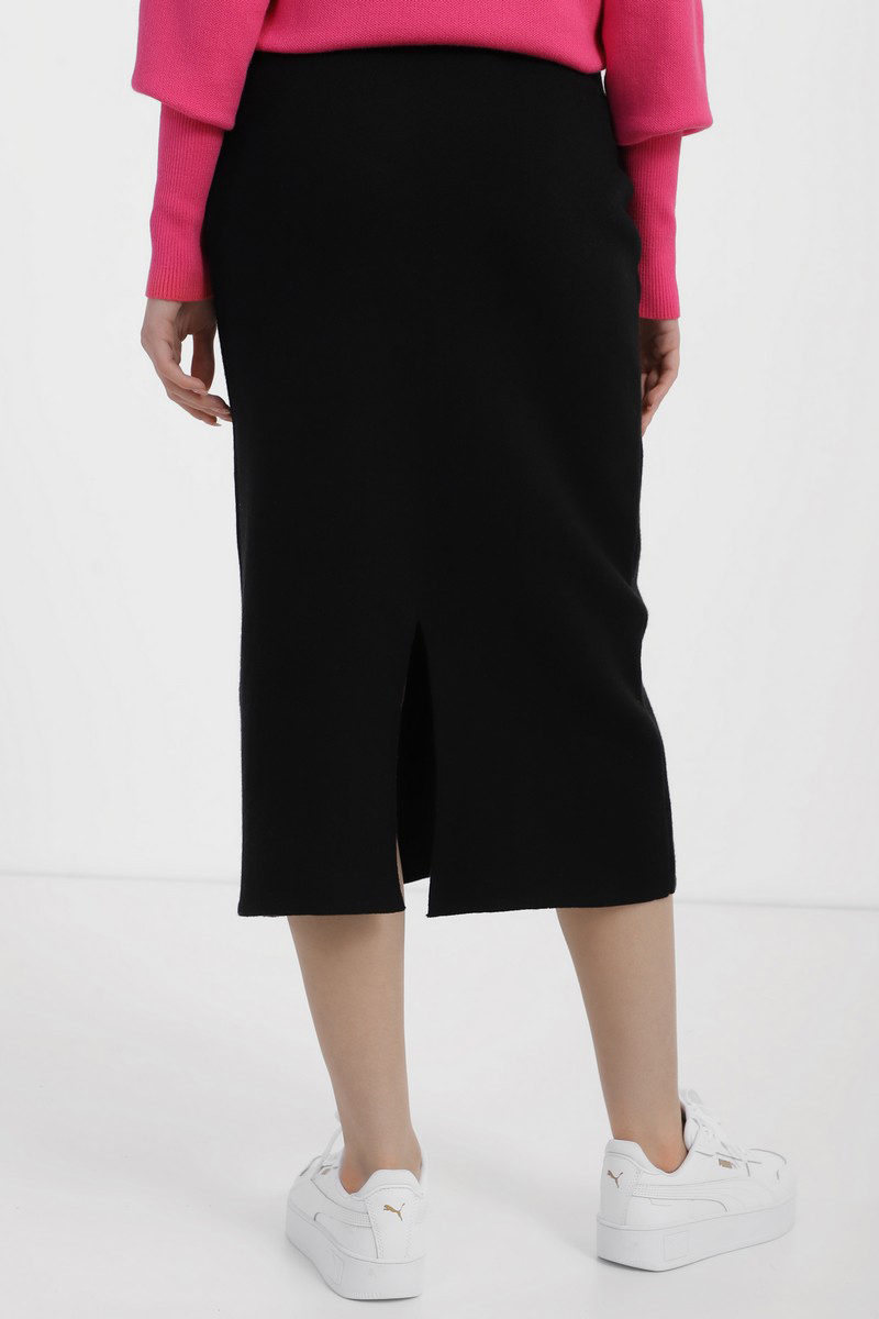 Трикотажна спідниця з розрізом чорна | 73895 Трикотажна спідниця з розрізом чорна | 73895