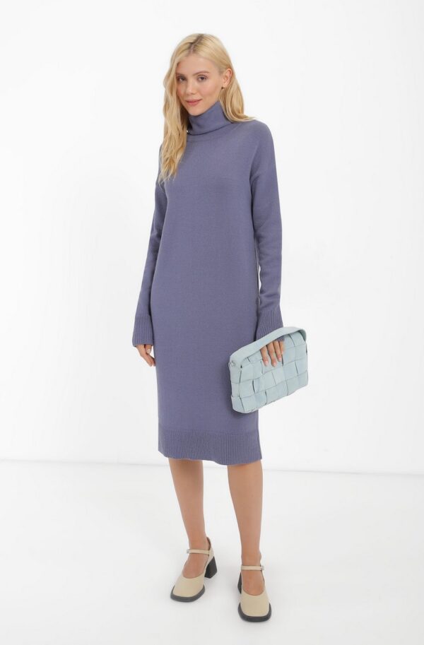 В'язане плаття фуме з коміром-хомутом | 75837