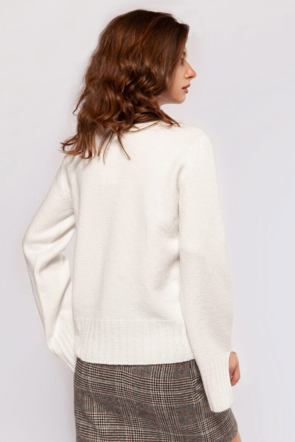 Жіночий в'язаний светр білий | 75234