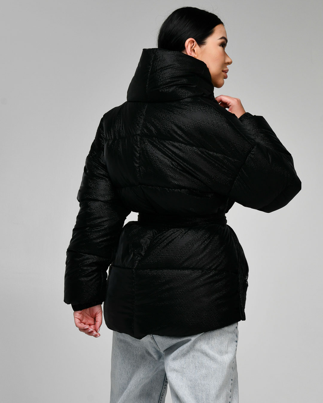 Зимова коротка куртка чорна в краплю | 76048