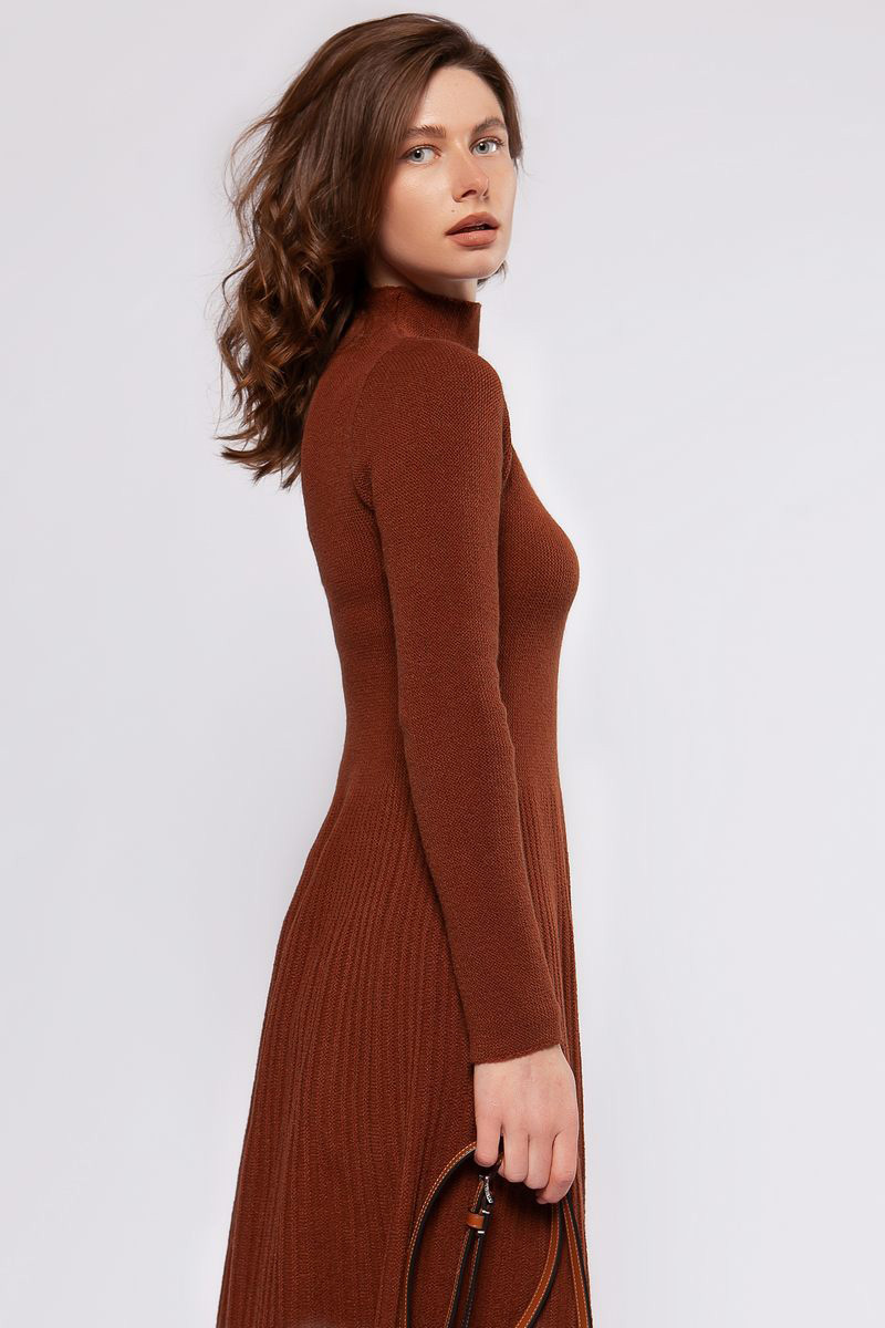 В'язана сукня плісирована теракотова | 75190 В'язана сукня плісирована теракотова | 75190