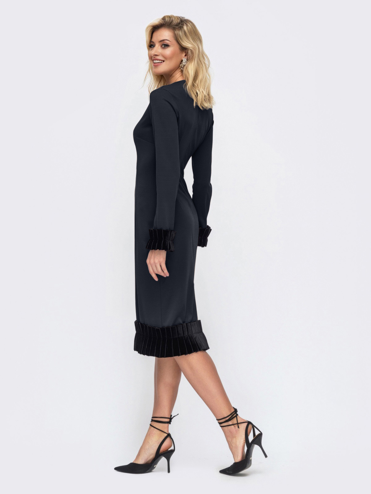 Плаття темно-сіре з оксамитовою оборкою | 75001