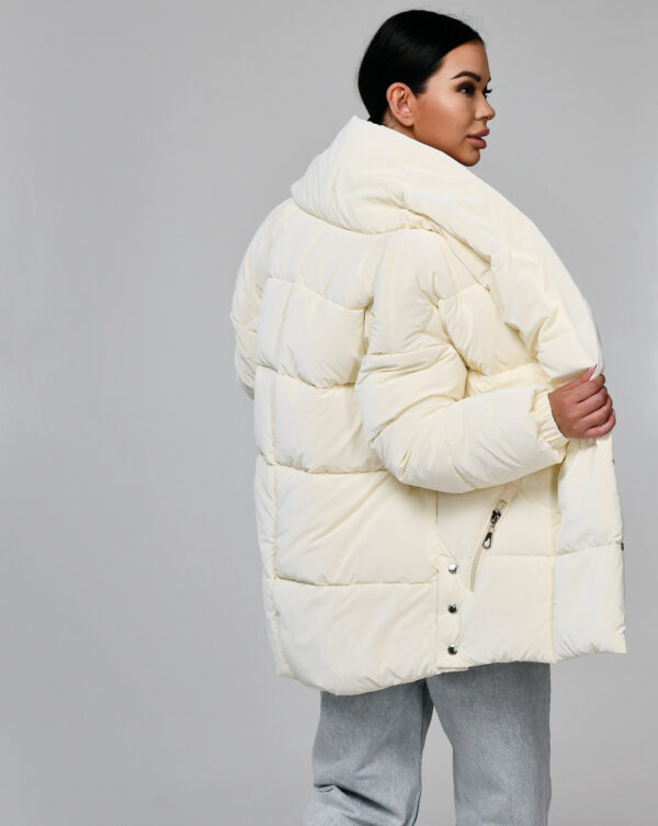 Жіноча зимова коротка куртка айворі | 76023