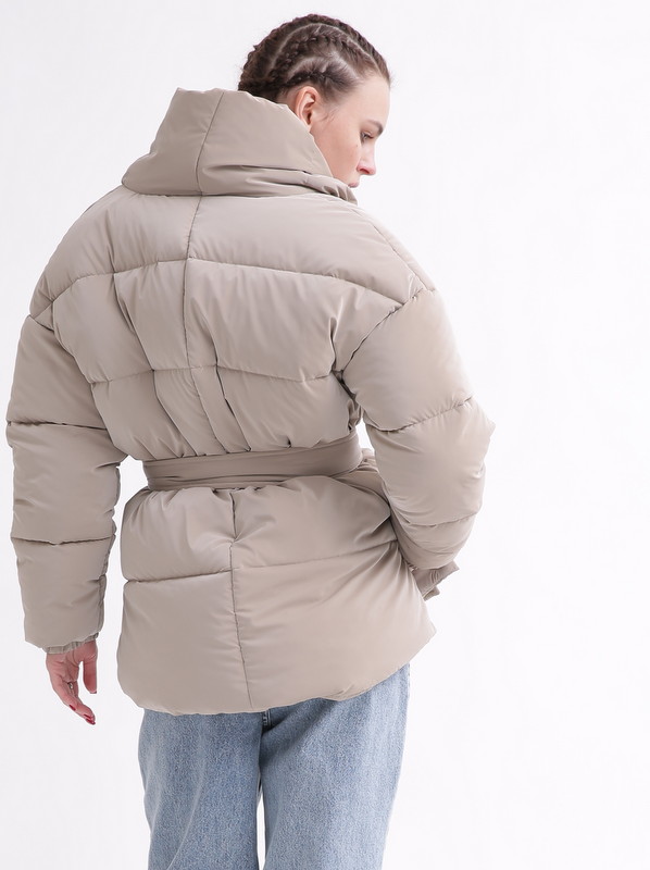 Жіноча зимова коротка куртка бежева | 76010