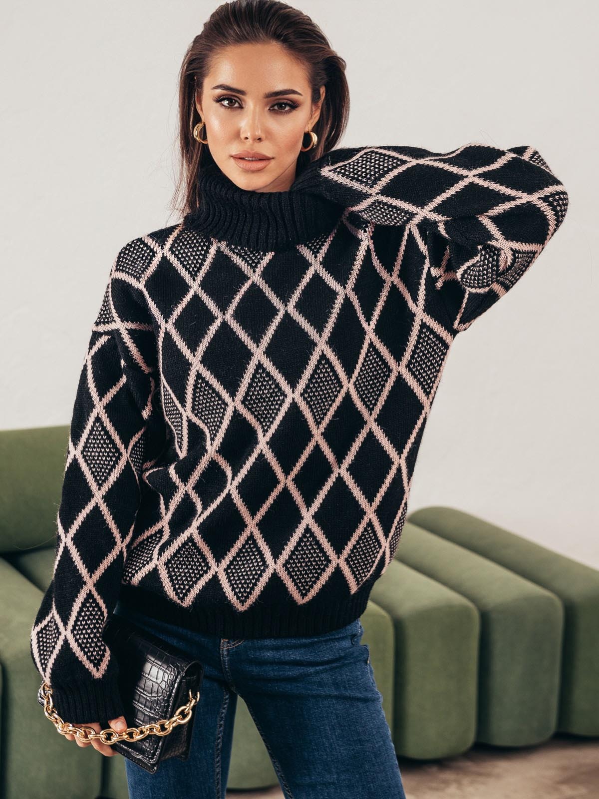 Вовняний оверсайз светр чорний в принт | 76568 Вовняний оверсайз светр чорний в принт | 76568