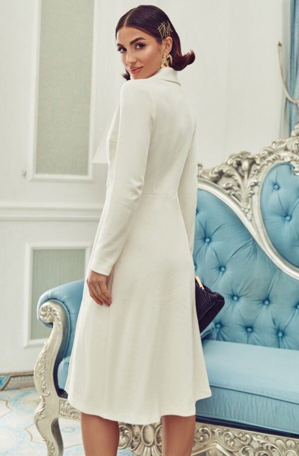 Трикотажна сукня молочна з розрізом | 76754