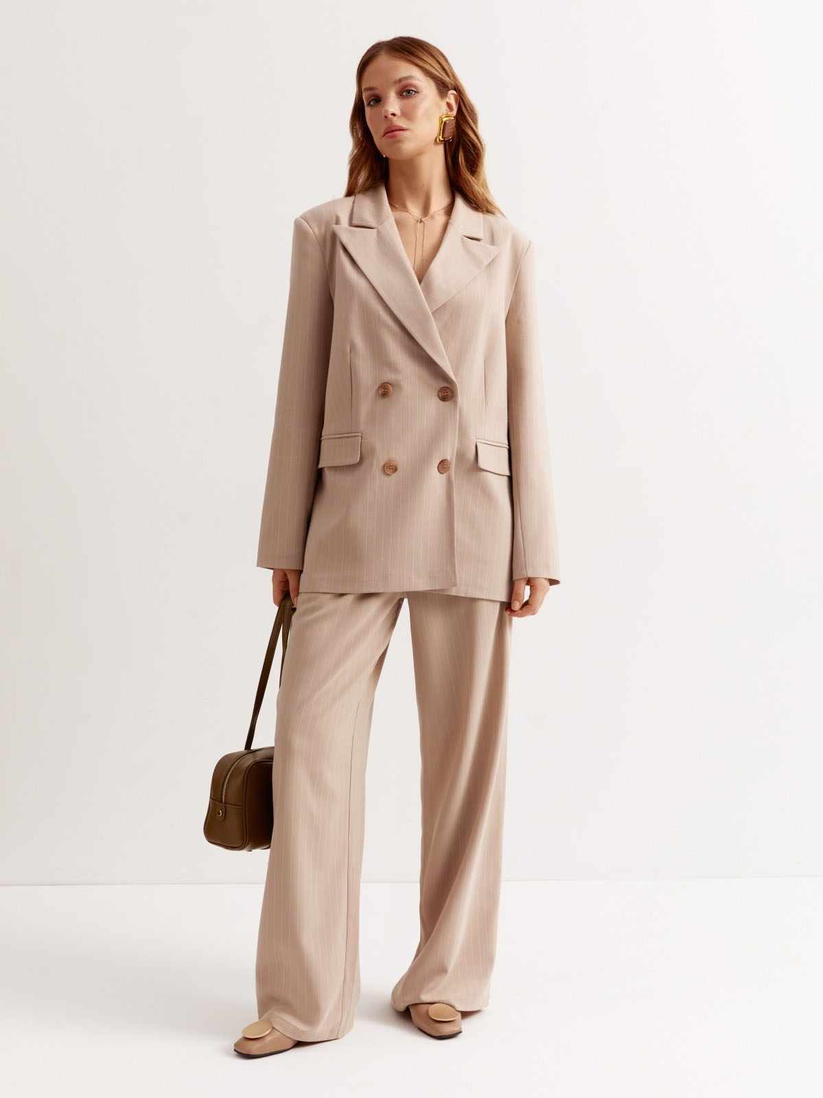 Костюм-двійка бежевий у дрібну смужку | 77304