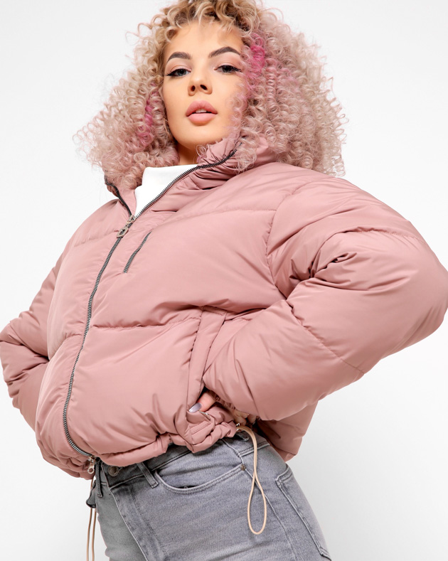 Демісезонна куртка пудрова з високим коміром | 78257 Демісезонна куртка пудрова з високим коміром | 78257