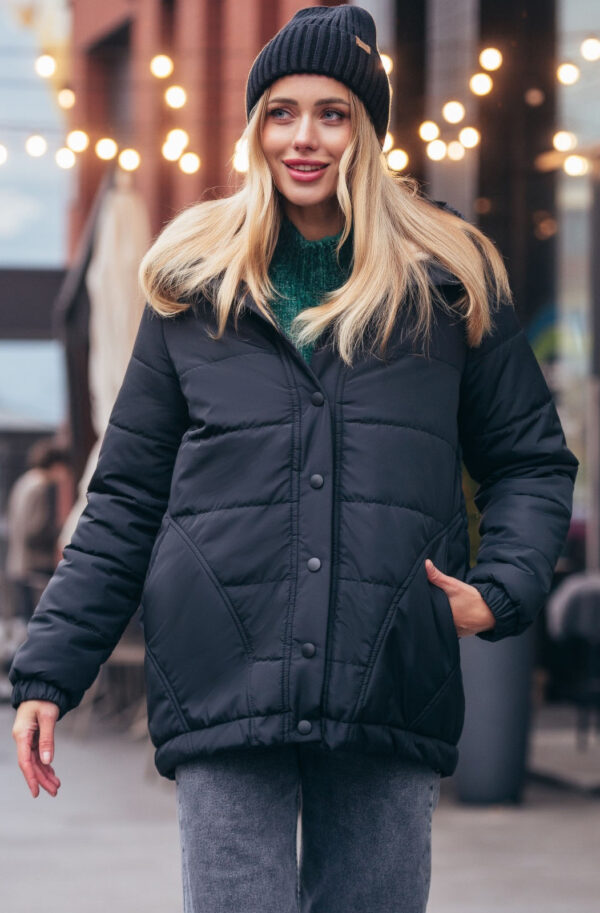 Стьобана куртка чорна з капюшоном | 77445