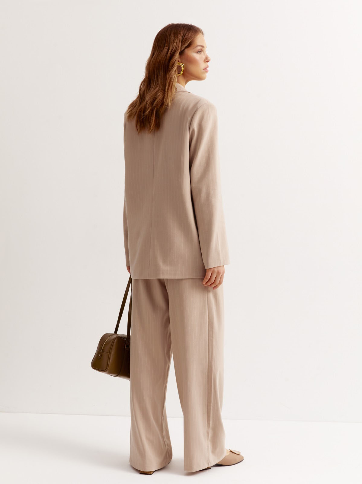 Костюм-двійка бежевий у дрібну смужку | 77304