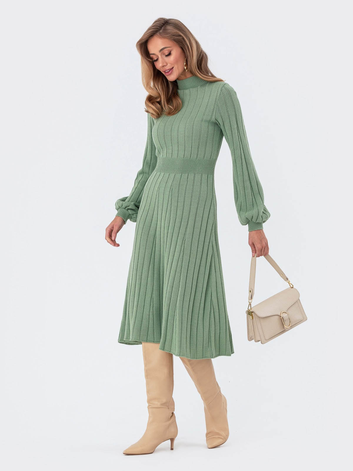 Сукня-кльош світло-зелена дрібної в'язки | 77332 Сукня-кльош світло-зелена дрібної в'язки | 77332