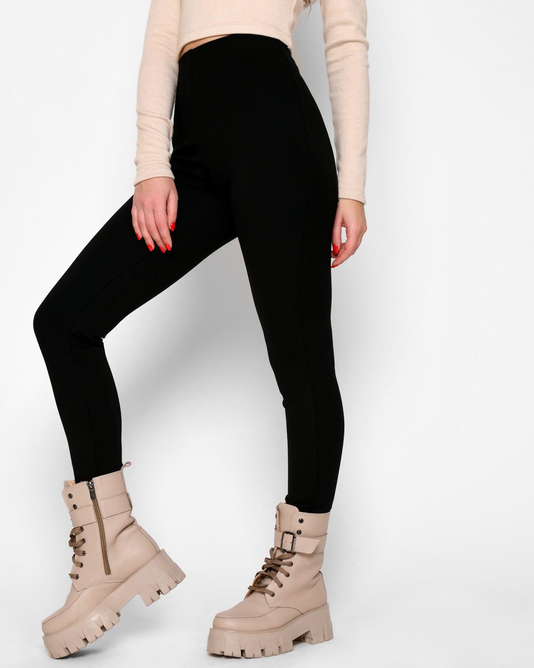 Жіночі демісезонні легінси чорні | 77629