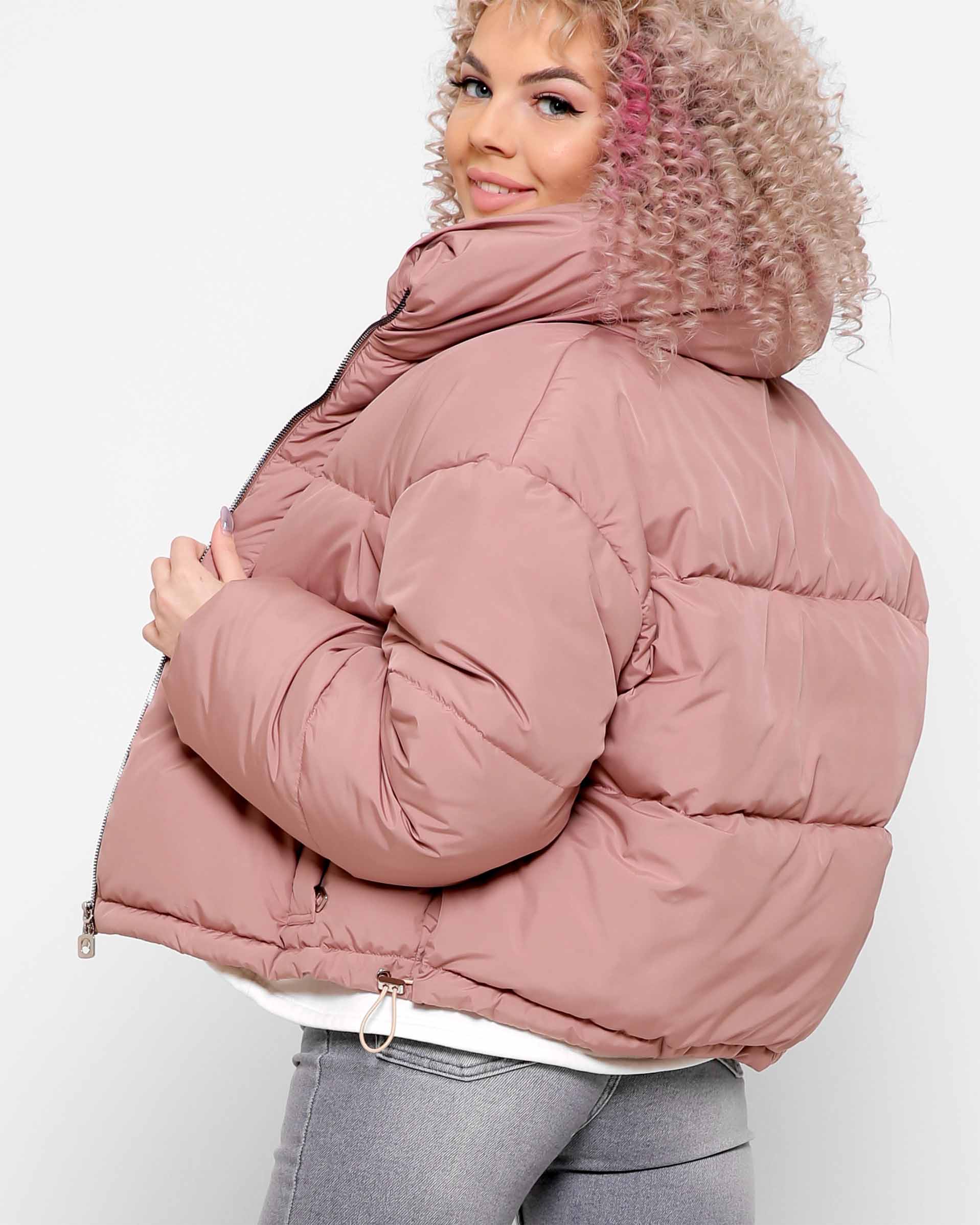 Демісезонна куртка пудрова з високим коміром | 78257 Демісезонна куртка пудрова з високим коміром | 78257
